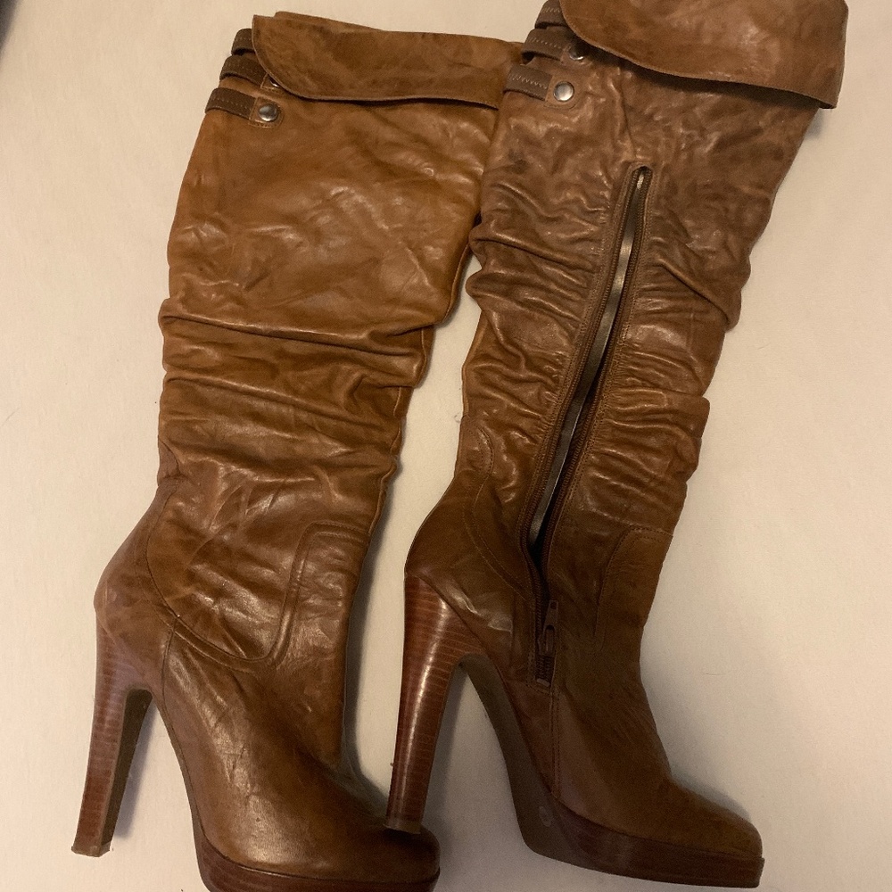 Jessica Simpson Knee Boots!